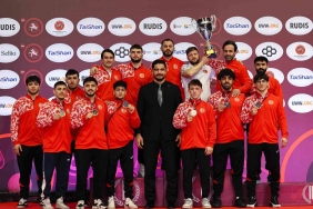 u23-serbest-gures-milli-takimi-avrupa-ikincisi-oldu-c8q66W4r.jpg