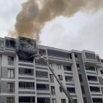yanginda-can-pazari-mahsur-kalanlar-tek-tek-kurtarildi-im9KwzlL.jpg