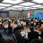 yetim-ve-oksuz-cocuklar-icin-iftar-sofrasi-kuruldu-JTTIP4MP.jpg