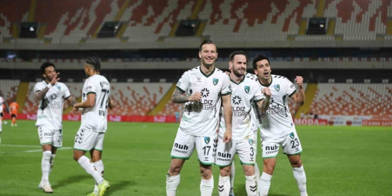 Kocaelispor Plakayı Yazdı: 4-1