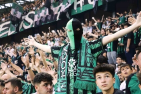 KOCAELİSPOR, SÜPER LİG'E YÜKSELMEK İÇİN GÜN SAYIYOR