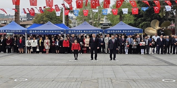 23 Nisan Ulusal Egemenlik ve Çocuk Bayramı’nın 105. yıl dönümü Gölcük’te coşku ile kutlandı.