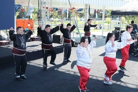 23-nisanda-sahne-cocuklarin-cosku-hepimizin-2WMW7uyW.jpg
