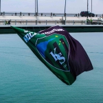 buyuksehir-taraftari-kirmadi-osmangazi-koprusune-dev-sampiyon-kocaelispor-bayragi-asildi-njXyMT9x.jpg