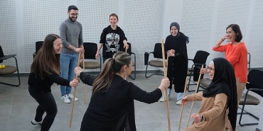 buyuksehirden-sanat-ve-hayati-bulusturan-atolye-HlN6UM3W.jpg