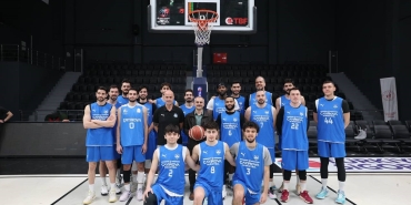 cayirova-belediyesi-basketbol-takimi-yarinki-mac-icin-hazirliklarini-surduruyor-f26Eb6Fb.jpg