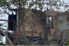 cenazeye-giden-ailenin-evi-alevlere-teslim-oldu-fulXeF7S.jpg
