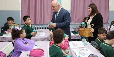 darica-4-kitap-fuari-basliyor-xbG7LmIb.jpg