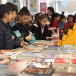 darica-kitap-fuari-4-kez-kitapseverlerle-bulustu-caQXO37k.jpg