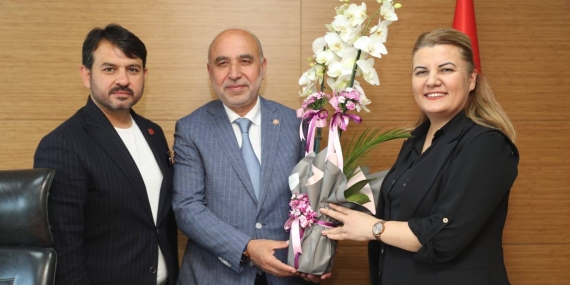 Fatma Başkan ve CHP İzmit’ten, SP’ye hayırlı olsun ziyareti