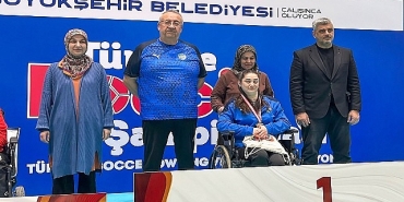 gaziemir-belediyesi-boccia-takimindan-cifte-sampiyonluk-AepsH2mg.jpg
