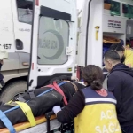 hastayi-hastaneye-yetistirmeye-calisan-ambulans-otomobille-carpisti-2-yarali-MnX7niB7.jpg