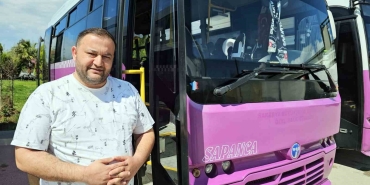 icerisinde-altin-ve-ziynet-esya-dolu-olan-cantayi-otobuste-unuttu-JeGlap5L.jpg