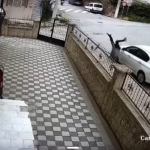 ilginc-kaza-otomobile-carptiktan-sonra-kacti-h2gxERxw.jpg
