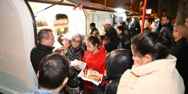 kartepe-belediyesi-istanbullulari-yalniz-birakmadi-CVAIMGIC.jpg