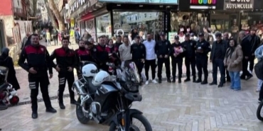 kavga-ihbarina-gelen-polise-surpriz-kutlama-Ch7xUhU9.jpg