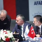 kocaeli-valisi-aktas-panikleyen-23-kisi-yuksekten-atlayarak-yaralandi-9LTccyWV.jpg