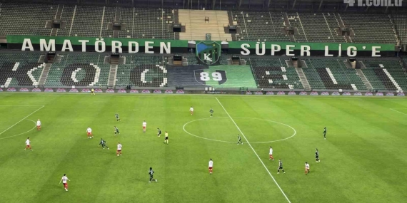 Kocaeli’de taraftar sustu, pankartlar konuştu