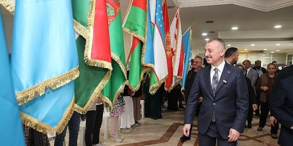 Körfez ilçe sergisinde Türk Dünyası rüzgârı esti