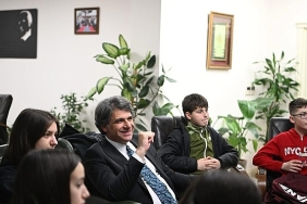 romanyali-ogrenciler-kartepede-nDkqkGiJ.jpg