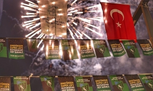 sampiyonluk-gecesinde-cosku-hic-dinmedi-LKxmWnNC.jpg