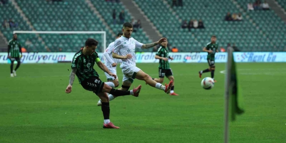 Şampiyon Kocaelispor’a Tebrikler: Mücadelenin ve Taraftarın Zaferi