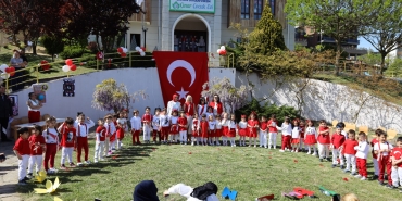 tuysuzler-ve-yesilova-cinar-cocuk-evinde-23-nisan-coskusu-doyasiya-kutlandi-9hdAjeBu.jpeg