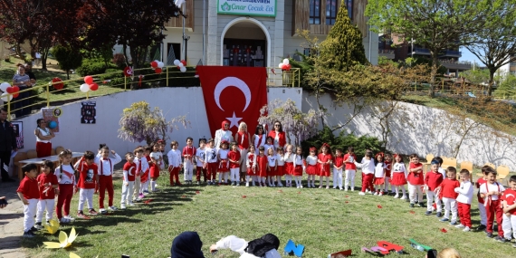 Tüysüzler ve Yeşilova Çınar Çocuk Evi’nde 23 Nisan coşkusu doyasıya kutlandı