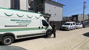 37-yasindaki-kadin-sabah-servise-binmeyince-aci-gercek-ortaya-cikti-4sxwskHO.jpg