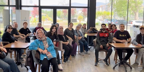 60+ Aktif Yaşlanma Kulübü sağlıklı kalma noktası oldu
