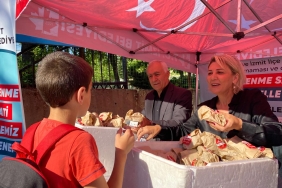 beslenme-saati-projesi-emek-ve-dayanisma-ilkokulunda-devam-etti-lfcRd18Y.jpg