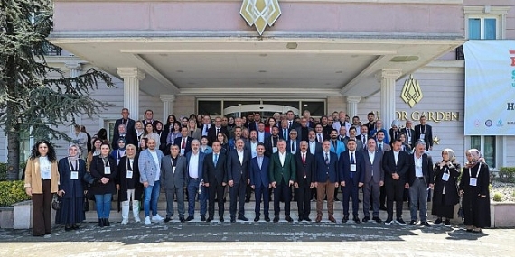 Büyükakın: Romanlar azınlık değil bu memleketin asli unsurudur