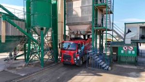 buyuksehir-saatte-240-ton-asfalt-uretiyor-ZlPuThMg.jpg