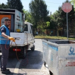 cop-konteynerleri-yerinde-yikaniyor-rhCMtcnc.jpg