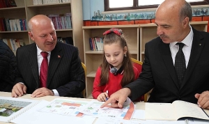 damla-baskanin-talimatlari-yerine-getiriliyor-XiJF7qGT.jpg