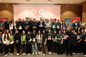 dilovasinda-kitap-okuma-kulturu-yayginlasiyor-864Z4KWT.jpg