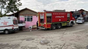 evin-odasinda-cikan-yangin-itfaiye-ekipleri-tarafindan-sonduruldu-QQzPdvm6.jpg