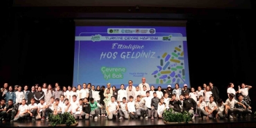 geri-donusumde-buyuk-basari-3-milyon-agac-kesilmekten-kurtarildi-ENKqlrnF.jpg