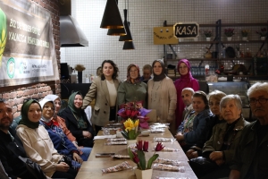 glutensiz-mutfak-atolyesinde-dunya-colyak-gunune-ozel-yoresel-tatli-yapildi-ly4BlpQw.jpg