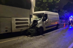 izinsiz-alinan-aracla-ortaligi-savas-alanina-cevirdiler-3-yarali-49l4MufL.jpg