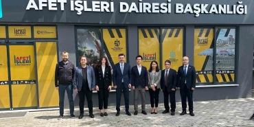 japon-heyetten-kocaeliye-ziyaret-afetlere-hazirlik-masaya-yatirildi-YjscL9t1.jpg