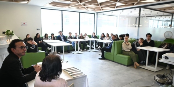 Kartepe’de gençlere özel söyleşi