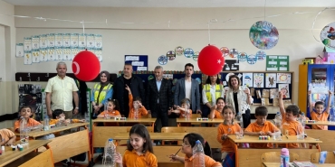 kartepeli-minikler-ambalaj-atiklarini-biriktirdi-Rub2OM54.jpg