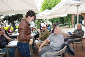 koca-cinarlar-saglikli-yas-aliyor-BfNPwQlQ.jpg