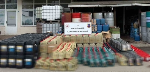 kocaelide-sahte-madeni-yag-operasyonu-12-milyon-tllik-vurgun-onledi-h7HRTI4M.jpg