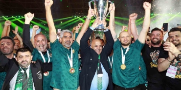kocaelispor-38-macin-21ini-kazanarak-sampiyon-oldu-vb8ys3vg.jpg