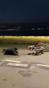 motosiklet-sovu-kotu-bitti-qMnIxO8W.jpg