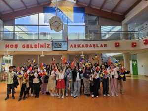 ortaokul-ogrencileri-8-gunde-6-ulke-gezdi-kardes-okullarina-agac-diktiler-vxh2GQYA.jpg