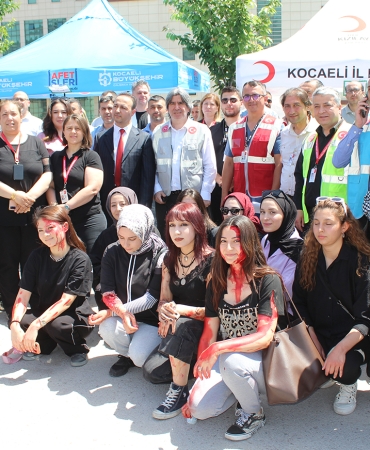 Kocaeli Devlet Hastanesi’nden Gerçeği Aratmayan Afet Tatbikatı
