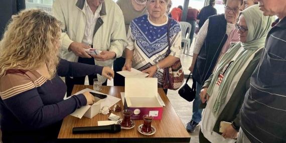 Ücretsiz kanser tarama kitleri dağıtıldı